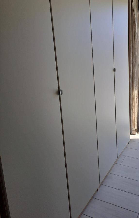 Fiumicino Airport Sunflower Room Екстер'єр фото